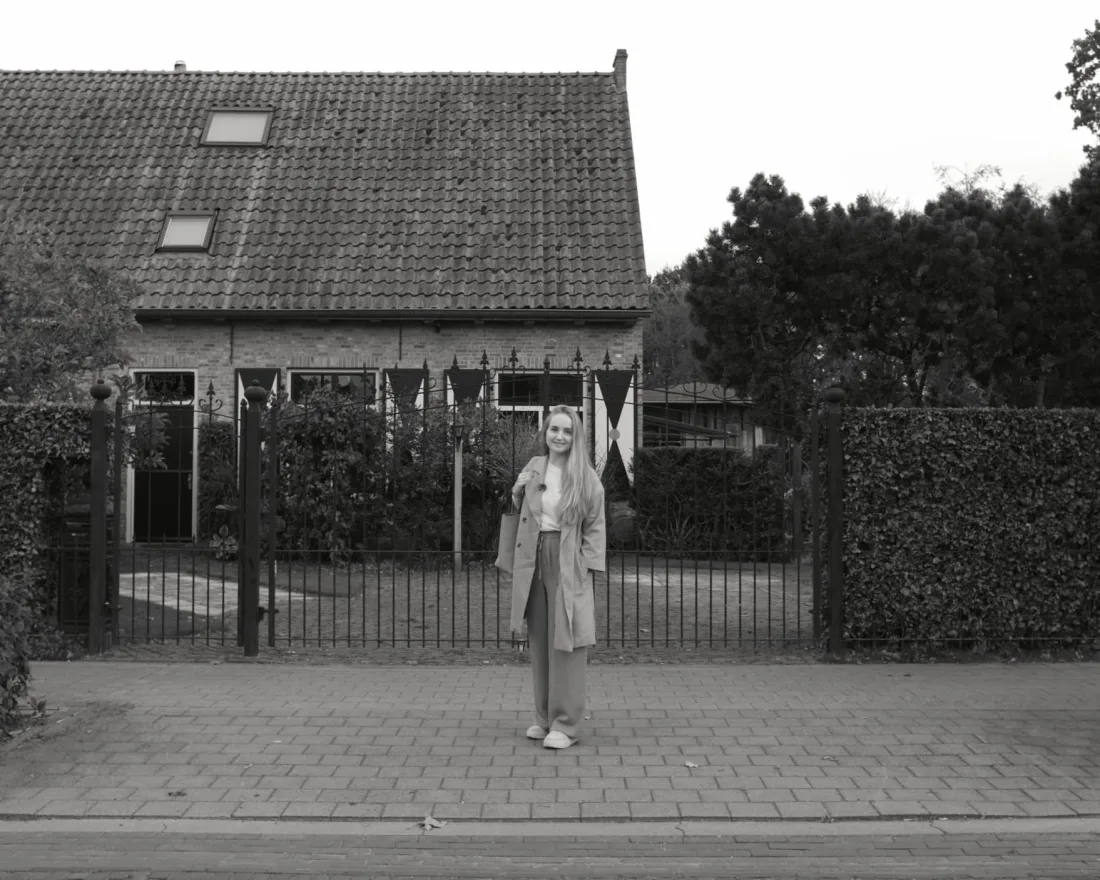 Photograph 1